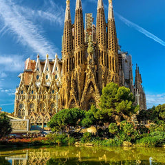 Enjoy Sagrada Familia Jigsaw Puzzle (1000 Pieces)