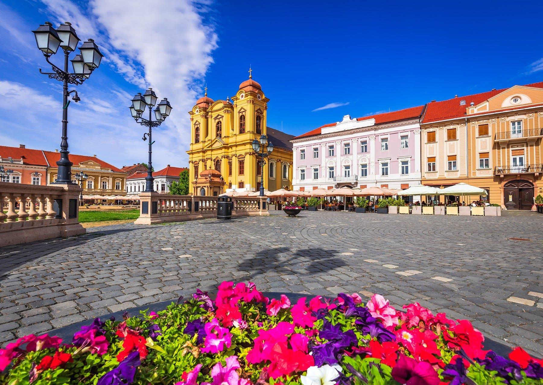 Enjoy The Union Square, Timisoara Jigsaw Puzzle (1000 Pieces)