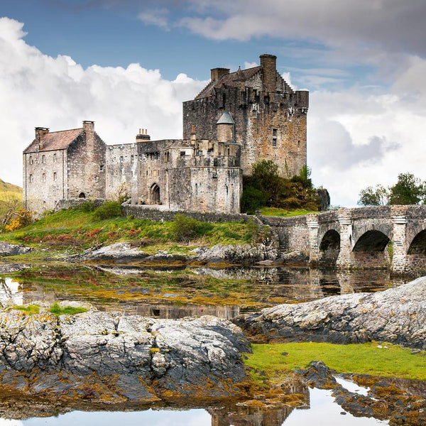 Ravensburger Beautiful Castles - Eilean Donan Scotland Jigsaw Puzzle (1000 Pieces)