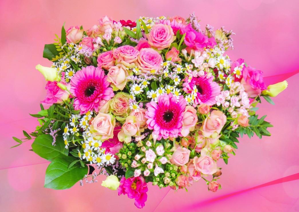Bluebird Pink Bouquet of Roses Jigsaw Puzzle (500 Pieces)